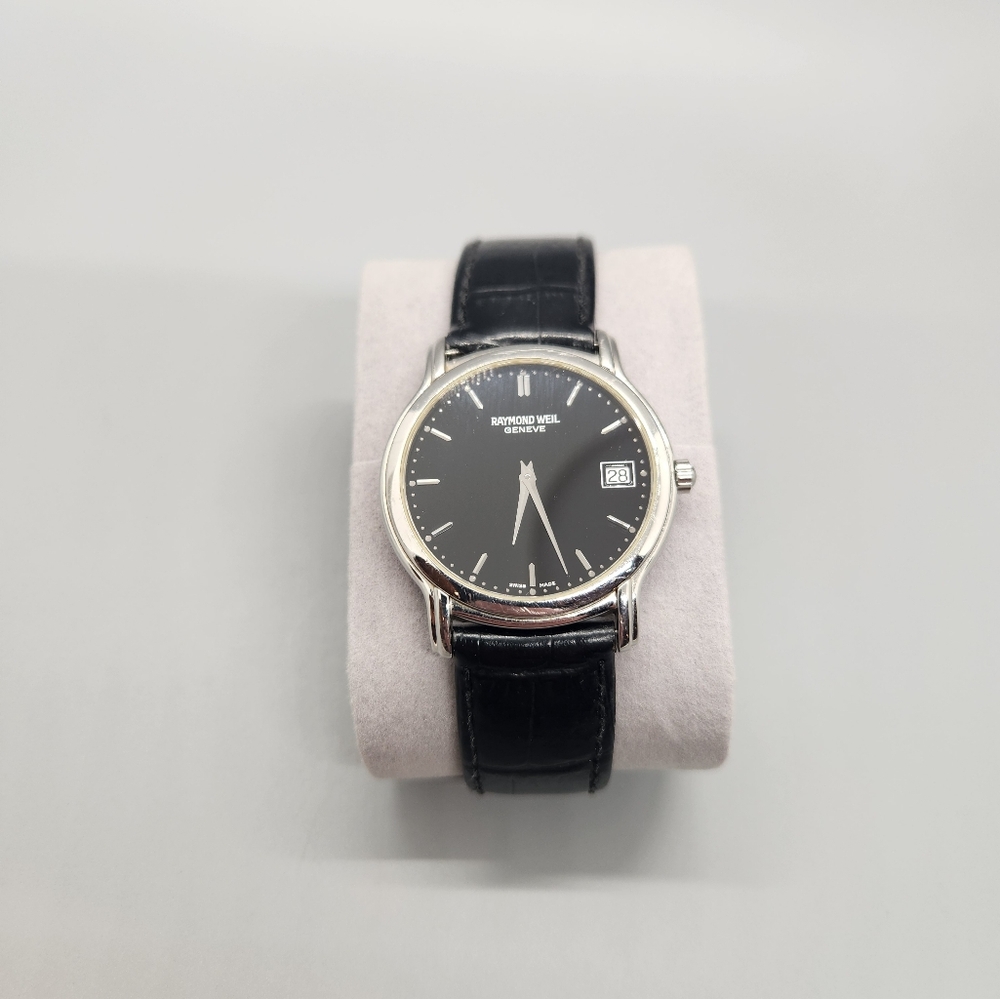 Raymond Weil Silver and Black Classic Analog Watch